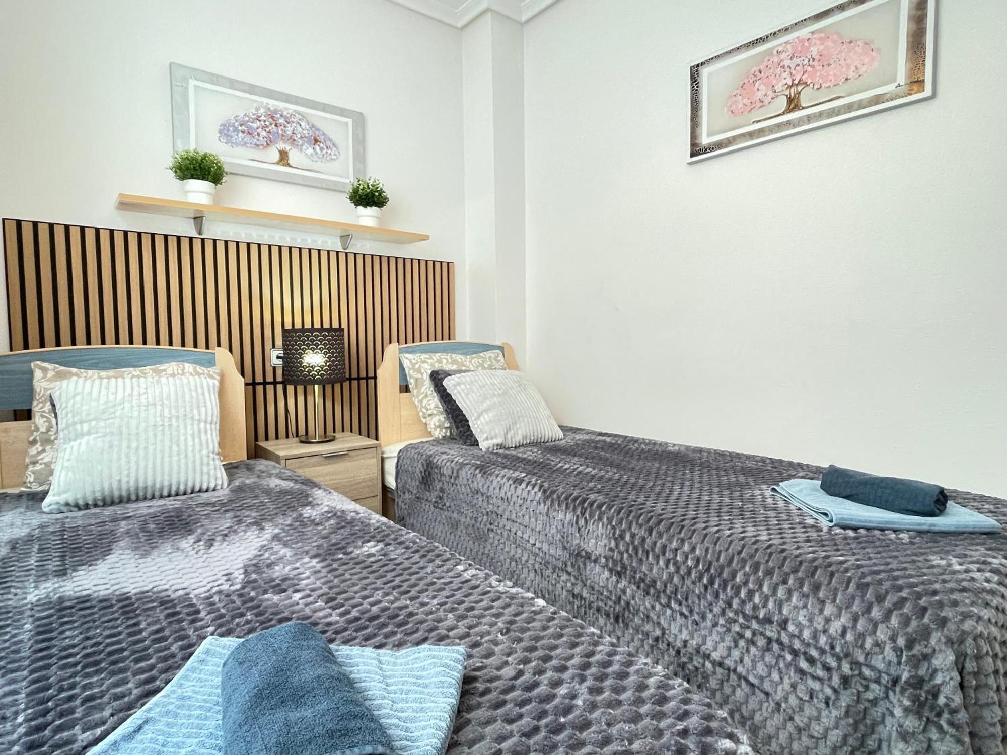Superior La Playa! 3 Bedrooms! 2 Baths! Air Condition! Side Sea View! 托雷维耶哈 外观 照片